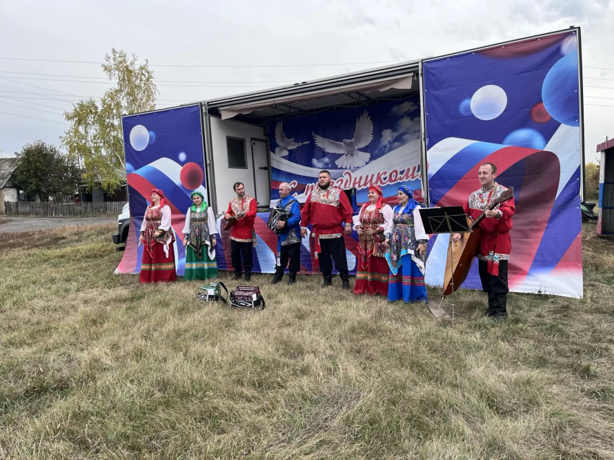 Автоклуб продолжает радовать жителей района! 